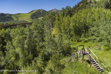 Discover Maroon Creek Lot 16, an exclusive 2.3-acre ski-in - photo 4