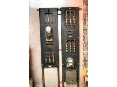 ***DISPLAY UNIT IS NOW FOR SALE***
Step into the most