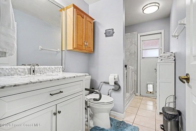 Discover this beautiful 4-bedroom, 2-bath POOL home located in - photo 14