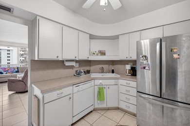 OUTSTANDING VALUE WITH LOVELY VIEWS OF POOL, DOWNTOWN FORT - photo 23