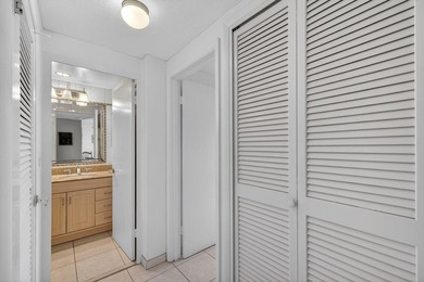 OUTSTANDING VALUE WITH LOVELY VIEWS OF POOL, DOWNTOWN FORT - photo 26