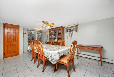 Welcome to this charming Whitestone ranch offering comfort - photo 21