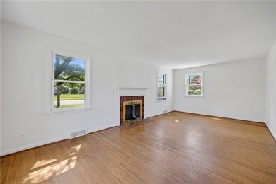 Classic Colonial in the heart of Irondequoit! Situated on a - photo 7