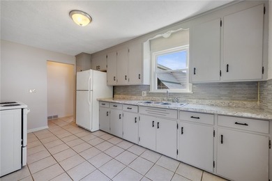 Classic Colonial in the heart of Irondequoit! Situated on a - photo 8