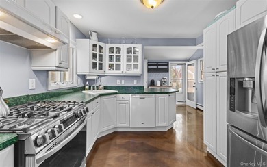Welcome to 25 Bay 3rd Street, Islip - A Beautifully Updated - photo 8