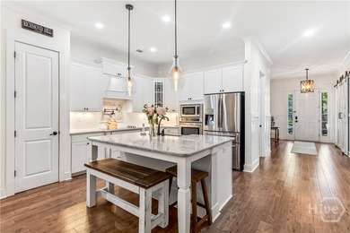 Experience the perfect blend of comfort, elegance, and lifestyle - photo 11