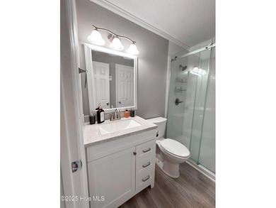 Renovated 1BR Oceanfront Condo. Step into vacation mode the