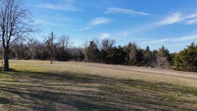 Double Lots with Peekaboo Water Views in Gated Lake Subdivision! - photo 26