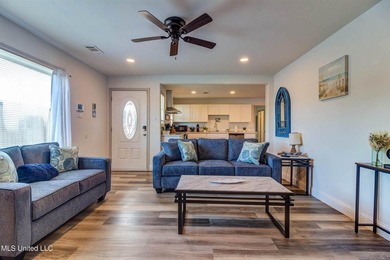 Being sold fully furnished!! This lovely four-bedroom - photo 4