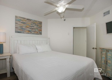 Offering stunning panoramic views of the Gulf of Mexico, this - photo 27