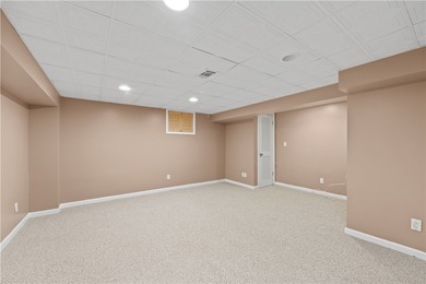Tucked away on a private cul-de-sac in the highly desirable West - photo 27