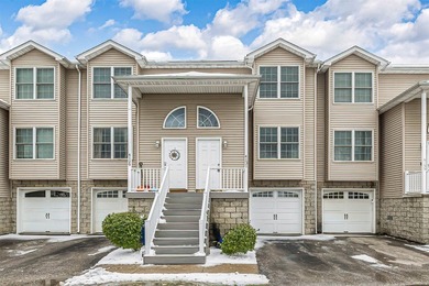 Lake Erie Condo Sale Pending in Erie Pennsylvania