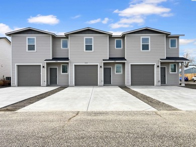 Columbia River Home For Sale in Richland Washington