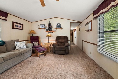 Amazing opportunity to own this property on Round Lake with 100 - photo 7