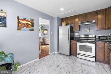 Welcome home to this spacious 4-level single-family home in - photo 10