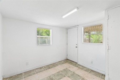 Welcome HOME! $5,000 in concessions with acceptable offer!!! - photo 11