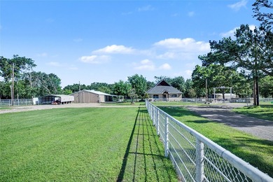 1,000 LINEAR FEET OF SHORELINE SURROUNDING THIS PRESTIGIOUS - photo 31
