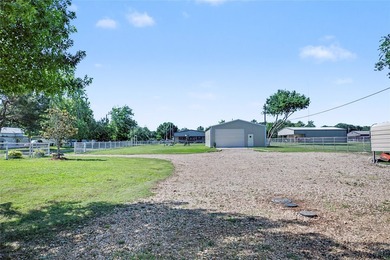 1,000 LINEAR FEET OF SHORELINE SURROUNDING THIS PRESTIGIOUS - photo 33