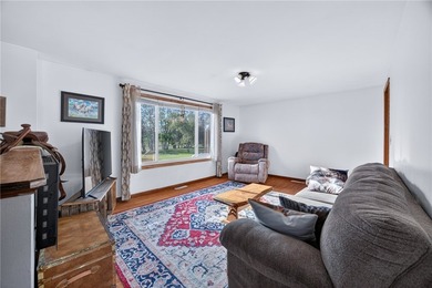 Discover the perfect blend of country living and equestrian - photo 10
