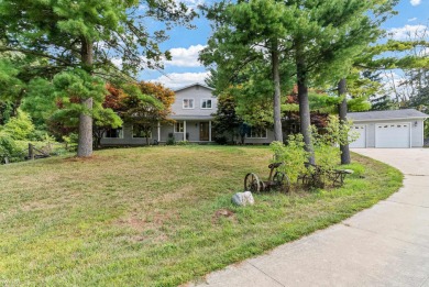 Lake Home For Sale in Fenton, Michigan