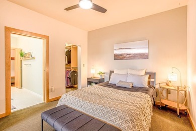 Nestled near the heart of Minneapolis, this beautiful 3rd floor - photo 10