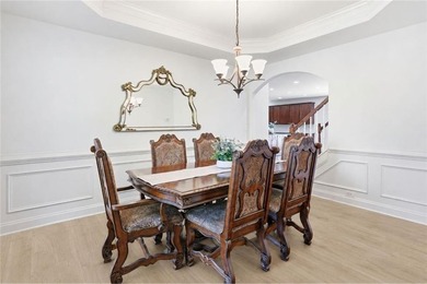 NEW FLOORING!! NEW CARPET!! Welcome to a beautifully maintained - photo 5