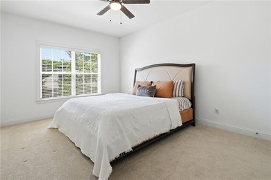 NEW FLOORING!! NEW CARPET!! Welcome to a beautifully maintained - photo 10