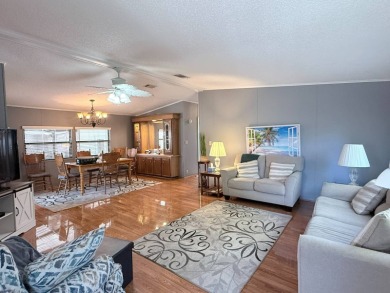 Lake Home For Sale in Leesburg, Florida