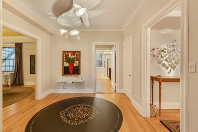 Ce magnifique appartement entierement meuble se distingue par - photo 12