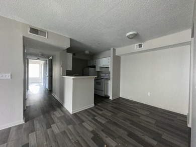 Lowest Priced 3rd Floor 2 bed / 2 bath, move in ready unit is - photo 15