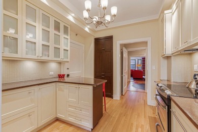 Ce magnifique appartement entierement meuble se distingue par - photo 15
