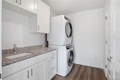Experience elevated living in this luxurious 2-bedroom, 2-bath - photo 15