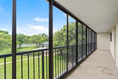 Rare opportunity to own a stunning 4th-floor corner unit in the - photo 25