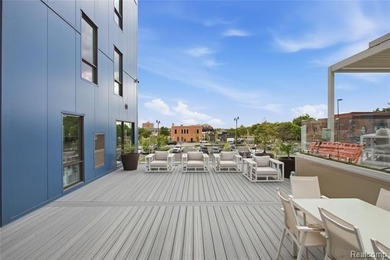 Experience elevated living in this luxurious 2-bedroom, 2-bath - photo 28