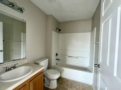 Lowest Priced 3rd Floor 2 bed / 2 bath, move in ready unit is - photo 30
