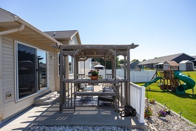 Beautifully updated home with abundant living space & major - photo 34