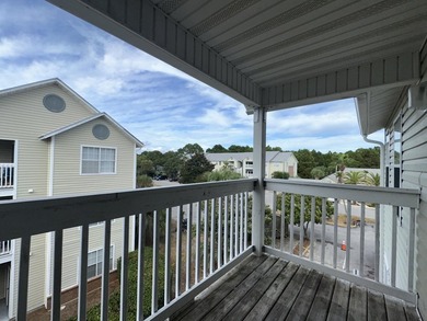Lowest Priced 3rd Floor 2 bed / 2 bath, move in ready unit is - photo 35