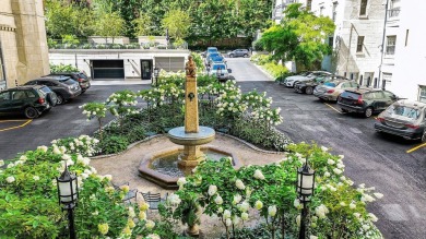 Ce magnifique appartement entierement meuble se distingue par - photo 37