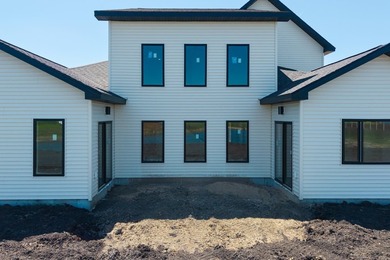 Experience the perfect blend of luxury, comfort, and convenience - photo 5