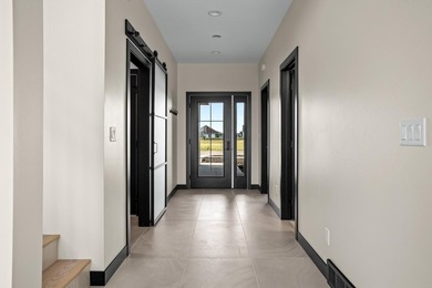 Experience the perfect blend of luxury, comfort, and convenience - photo 10