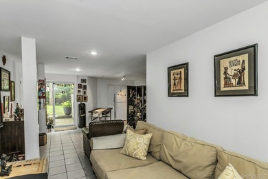 HAMPTON BAYS -- COASTAL LIVING AT ITS BEST Nestled on a private - photo 18