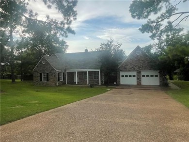 Lake Home For Sale in Natchitoches, Louisiana