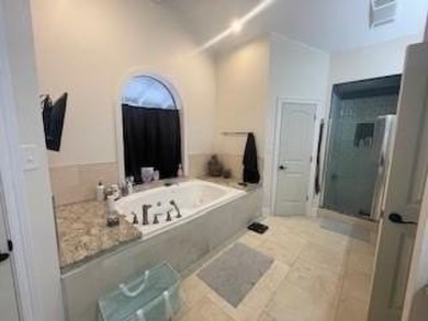 This is a beautiful home located on The Cane that boasts 325 - photo 6