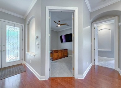 Welcome to a home that truly has it all-space, comfort, privacy - photo 48