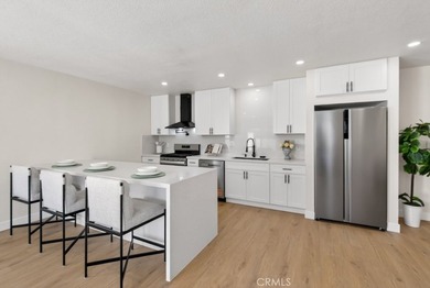 Beautifully remodeled and move-in ready, this spacious 5-bedroom - photo 6