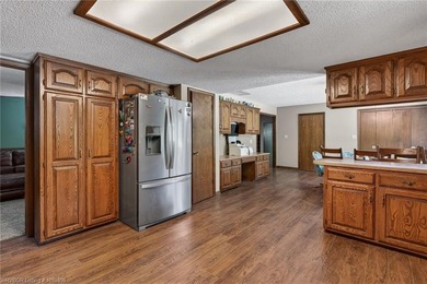 Welcome to this spacious home in a desirable east Fort Smith - photo 8