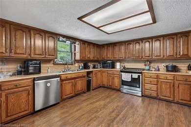 Welcome to this spacious home in a desirable east Fort Smith - photo 9