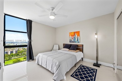 Experience luxury living in this newly renovated 25th-floor - photo 12