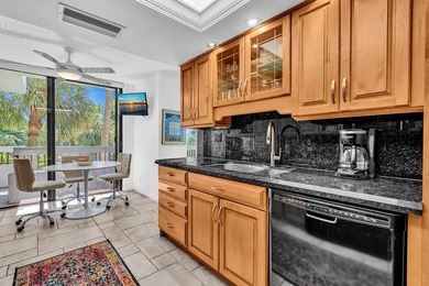 Gorgeous corner 3/2 with wraparound balcony facing southeast for - photo 16