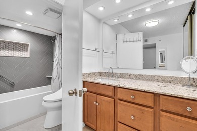 Gorgeous corner 3/2 with wraparound balcony facing southeast for - photo 20
